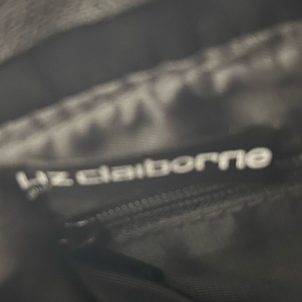Liz Claiborne Small Black Purse   EUC - Picture 5 of 5